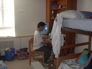 IM002810